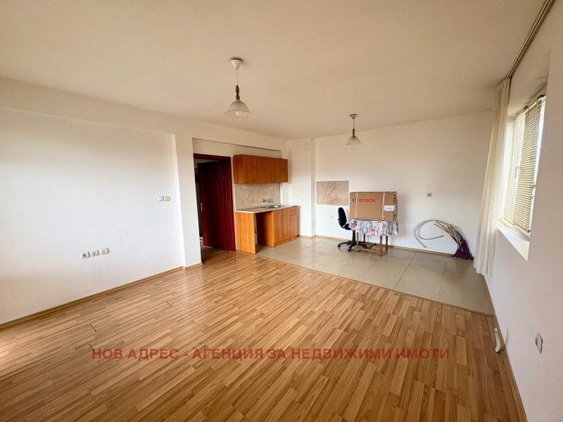 Дава под наем 2-СТАЕН, гр. Търговище, Вароша, снимка 2 - Апартаменти - 53080818