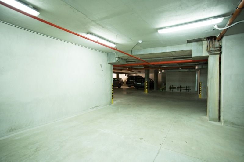 Kiadó  Parkolóhely Sofia , Manastirski livadi , 15 négyzetméter | 59641295