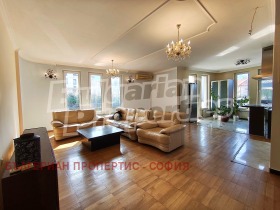 ЕТАЖ ОТ КЪЩА, 180 m2