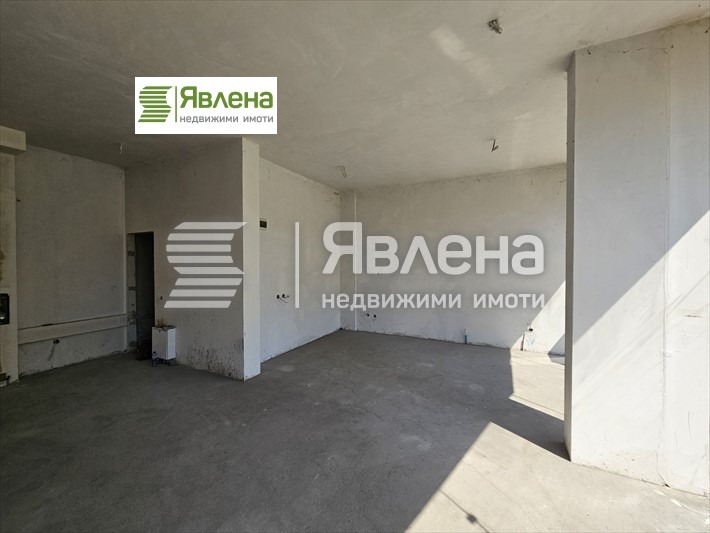 Te huur  Winkel Sofia , Ljulin 2 , 61 m² | 28321926 - afbeelding [2]