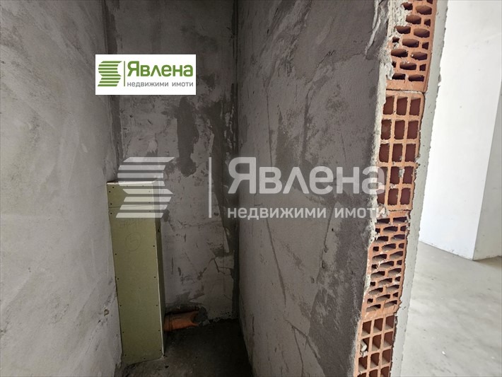 Te huur  Winkel Sofia , Ljulin 2 , 61 m² | 28321926 - afbeelding [4]