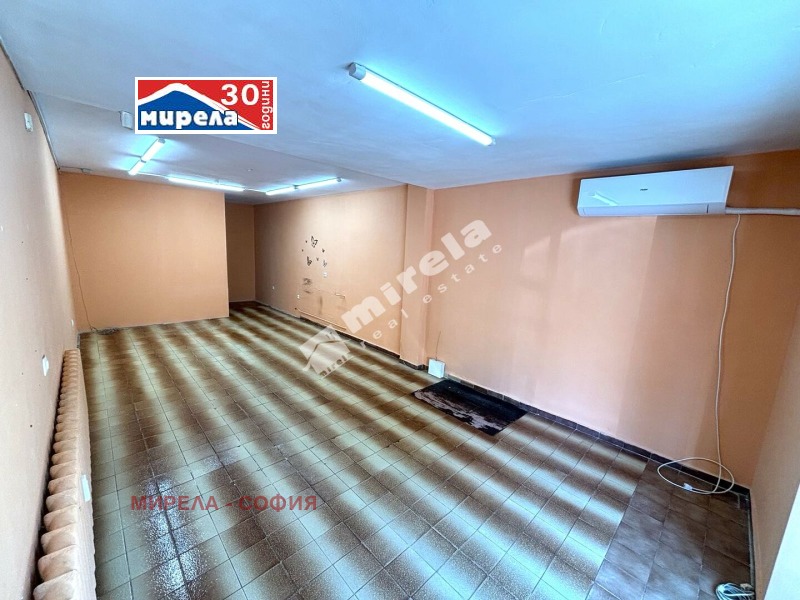 Kiadó  Üzlet Sofia , Borovo , 41 négyzetméter | 60630384 - kép [2]