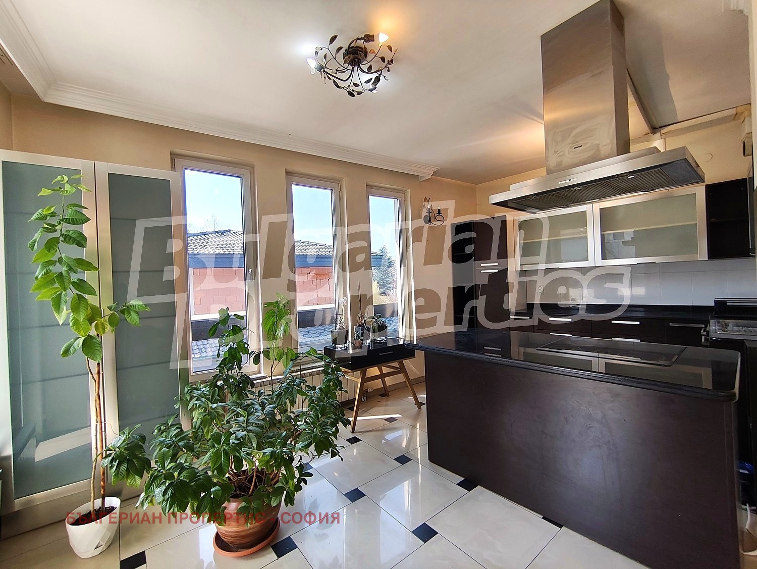 Дава под наем ЕТАЖ ОТ КЪЩА, гр. София, Драгалевци, снимка 2 - Етаж от къща - 53889062