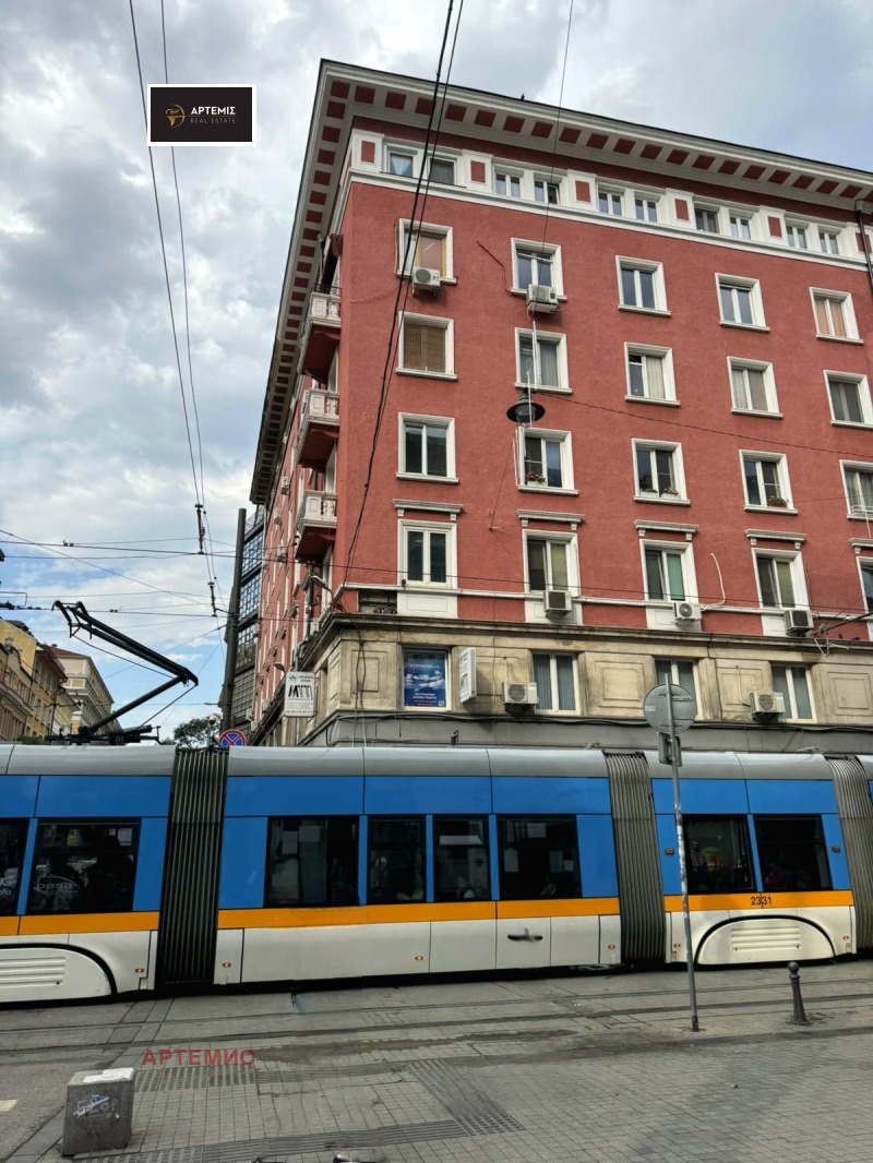 Дава под наем  2-стаен град София , Център , 70 кв.м | 78073705
