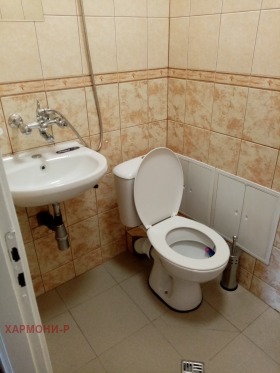 1 makuuhuone Družba 1, Sofia 12