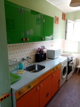 1 makuuhuone Družba 1, Sofia 10