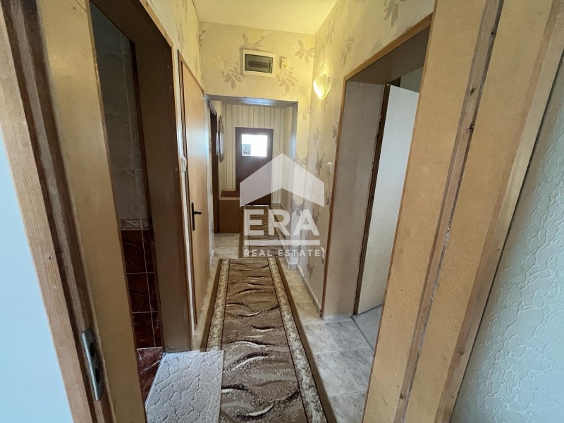 Дава под наем ЕТАЖ ОТ КЪЩА, гр. София, Требич, снимка 13 - Етаж от къща - 55928540