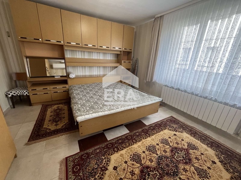 Дава под наем ЕТАЖ ОТ КЪЩА, гр. София, Требич, снимка 9 - Етаж от къща - 55928540