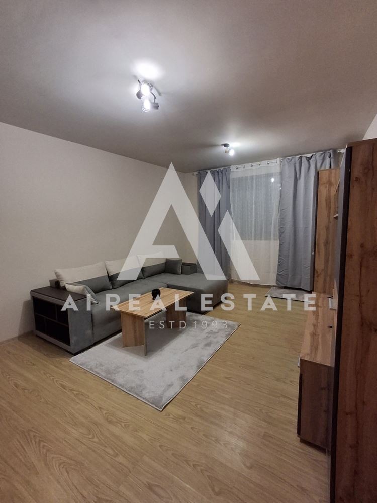 En renta  1 dormitorio Pleven , Idealen tsentar , 65 metros cuadrados | 12082879