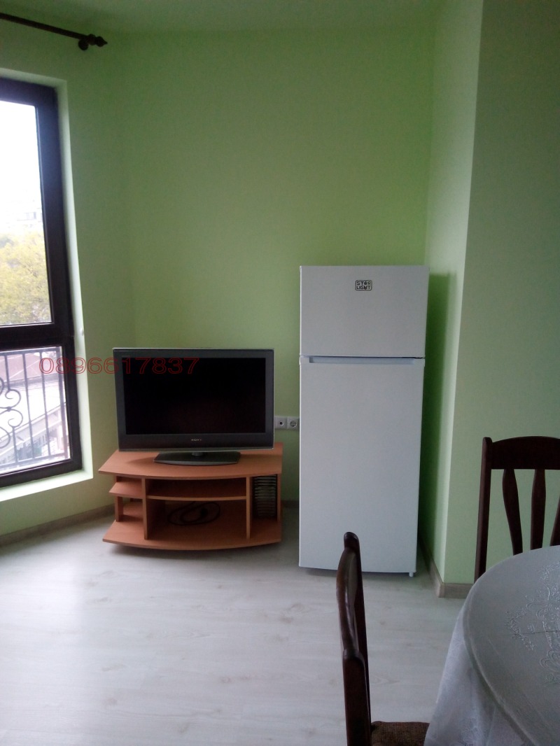 Дава под наем 2-СТАЕН, гр. Варна, Колхозен пазар