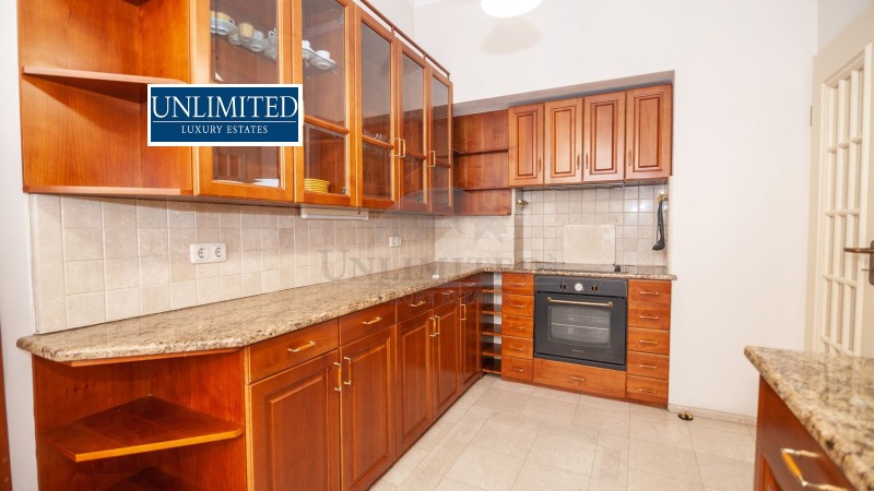 Дава под наем 4-СТАЕН, гр. София, Център, снимка 12 - Апартаменти - 53312633