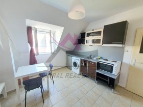 Studie VINS-Cherven ploshtad, Varna