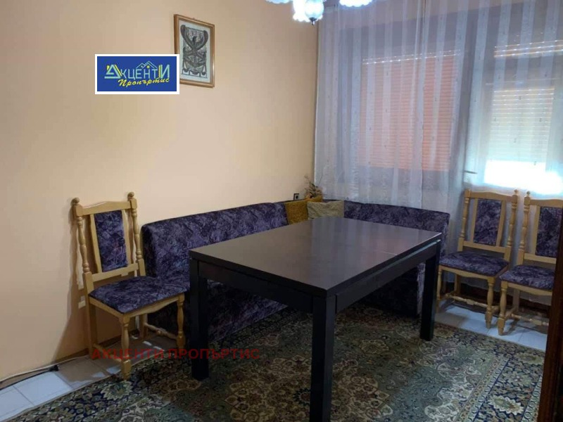 Do wynajęcia  2 sypialnie Weliko Tarnowo , Centar , 90 mkw | 28317499 - obraz [6]