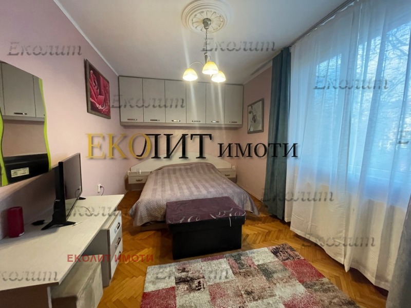 Дава под наем 2-СТАЕН, гр. София, Център, снимка 5 - Апартаменти - 52827179