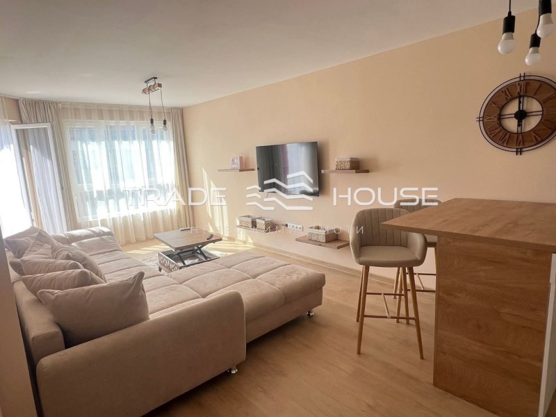 Дава под нем  3-стаен, град Пловдив, Остромила •  614 EUR • ID 63630729 — holmes.bg - [1] 