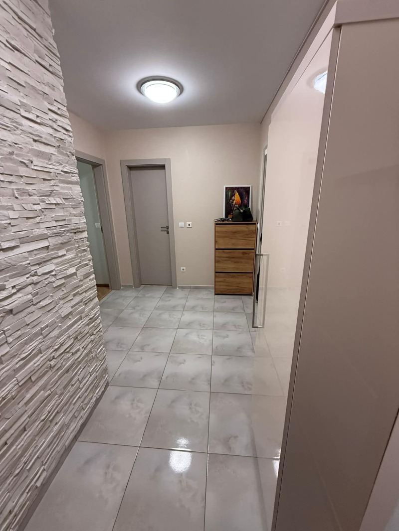 Дава под наем 3-СТАЕН, гр. София, Дианабад, снимка 11 - Апартаменти - 52747612