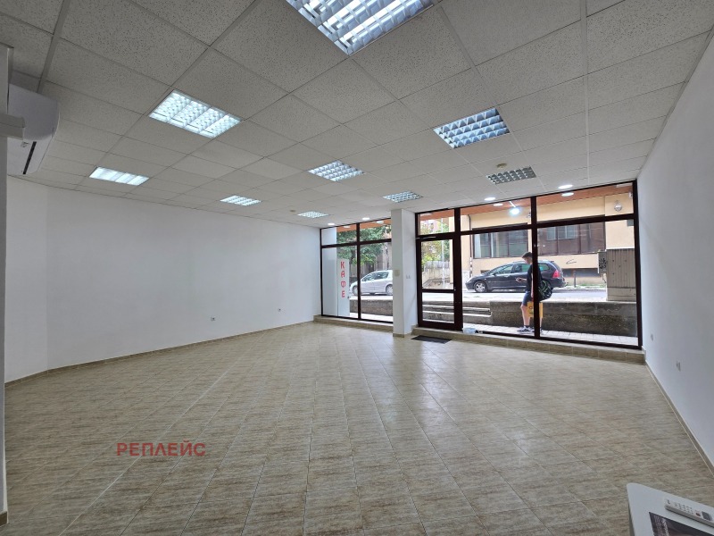 Da affittare  Negozio Varna , Levski 1 , 75 mq | 36719686 - Immagine [6]
