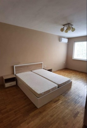 ���� ��� ���� 3-����� | Imot.bg � ����� ������ 8