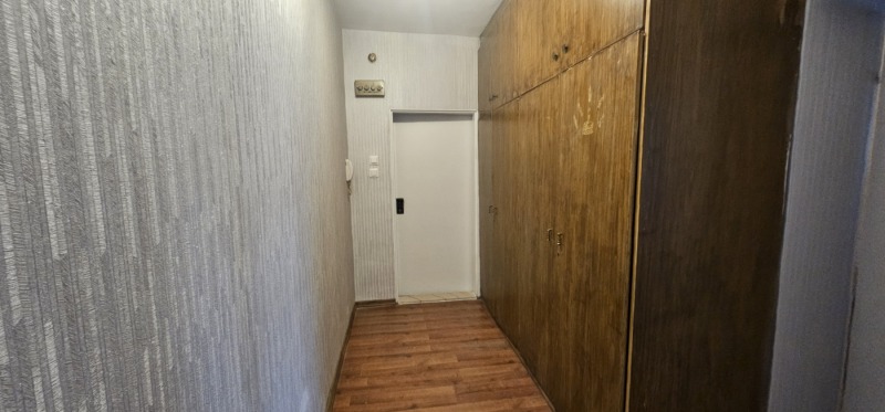 Дава под наем 2-СТАЕН, гр. София, Света Троица, снимка 3 - Апартаменти - 53509090