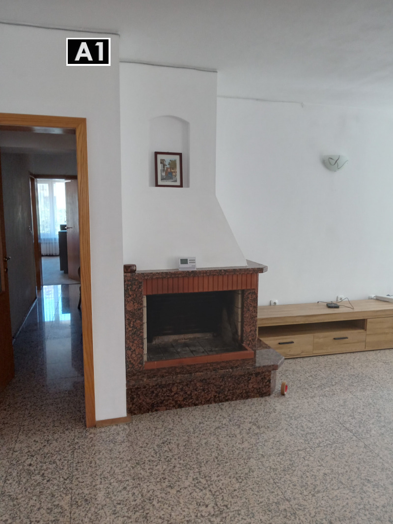 K pronájmu  3 ložnice Sofia , Studentski grad , 170 m2 | 47582070 - obraz [5]