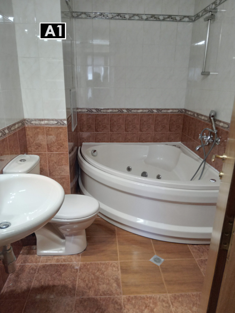 For Rent  3 bedroom Sofia , Studentski grad , 170 sq.m | 47582070 - image [2]