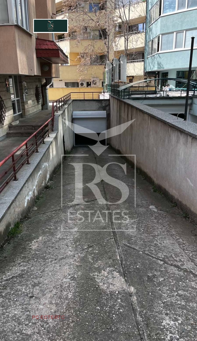 Para alugar  Garagem Sofia , Lozenec , 15 m² | 65954640 - imagem [14]