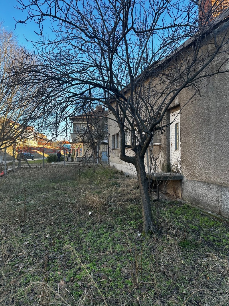 Дава под наем ПРОМ. ПОМЕЩЕНИЕ, гр. Чирпан, област Стара Загора, снимка 8 - Производствени сгради - 53367347