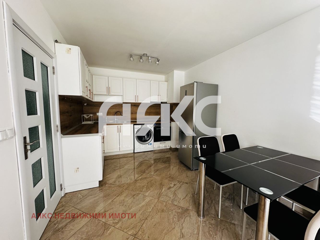 Дава под наем 3-СТАЕН, гр. София, Красно село, снимка 2 - Апартаменти - 54274630