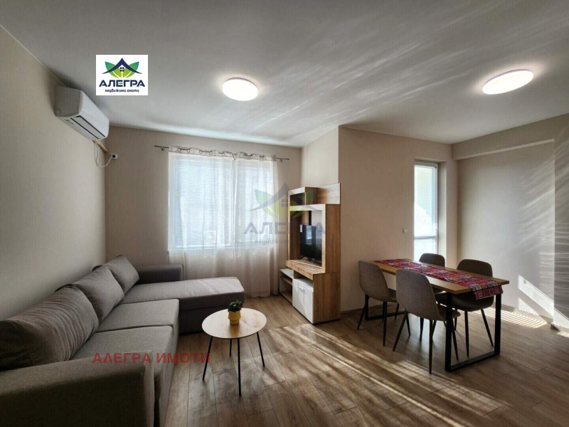 Te huur  1 slaapkamer Pazardzjik , Ustrem , 55 m² | 19487277