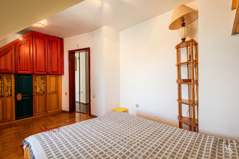 A louer  3+ chambres Sofia , Vitocha , 240 m² | 96792622 - image [14]