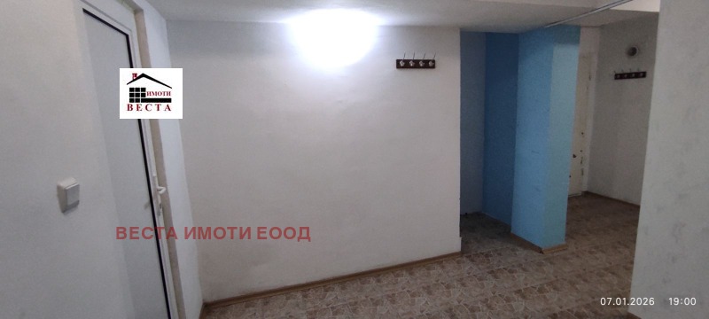 Дава под наем АТЕЛИЕ, ТАВАН, гр. Варна, Колхозен пазар, снимка 8 - Апартаменти - 53240882