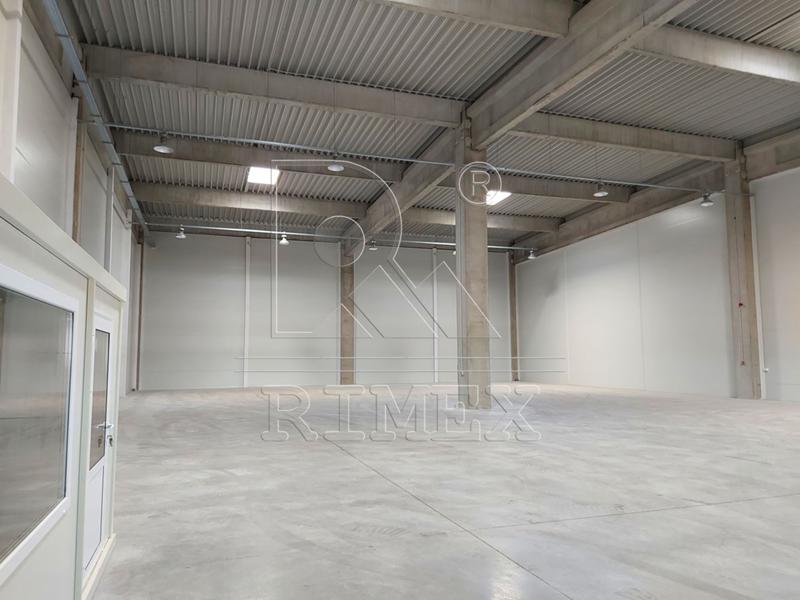 Te huur  Opslag Plovdiv , Industrialna zona - Sever , 3030 m² | 46280582 - afbeelding [2]