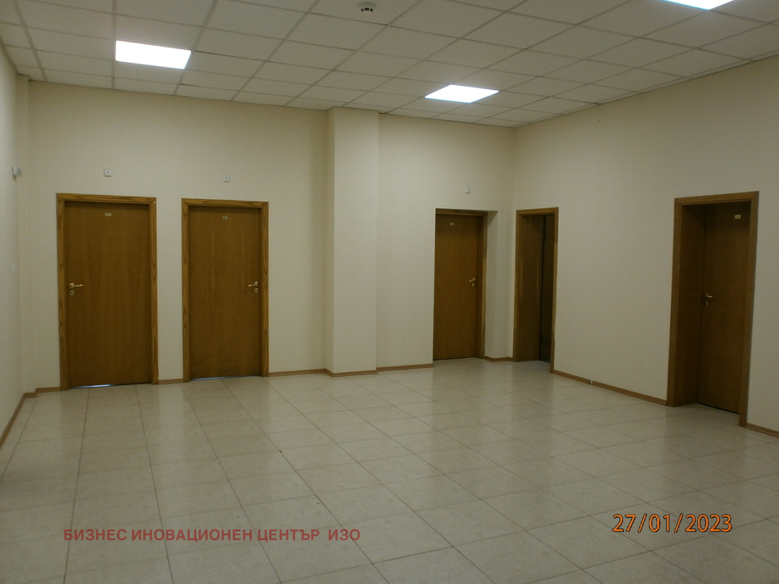 Дава под наем ОФИС, гр. София, 7-ми 11-ти километър, снимка 14 - Офиси - 54336689