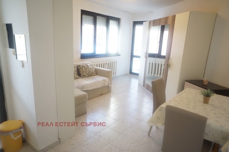 Zu vermieten  1 Schlafzimmer Sofia , Geo Milew , 55 qm | 66386342
