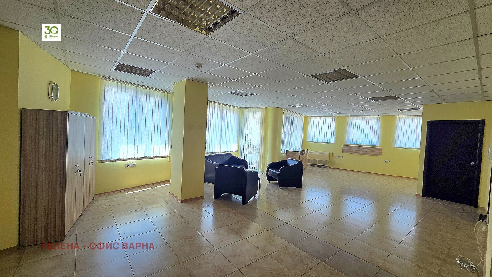 Дава под наем ОФИС, гр. Варна, ЖП Гара, снимка 3 - Офиси - 55542042