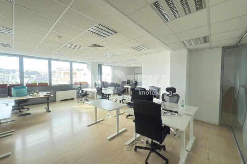 Дава под Наем ОФИС в град София, Манастирски ливади - 388 кв.м / 5 044 € » 9 865.21 лв., ИМОТЕКА