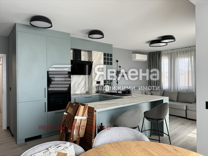 Издаје се  2 спаваће собе Бургас , Сарафово , 94 м2 | 90032642