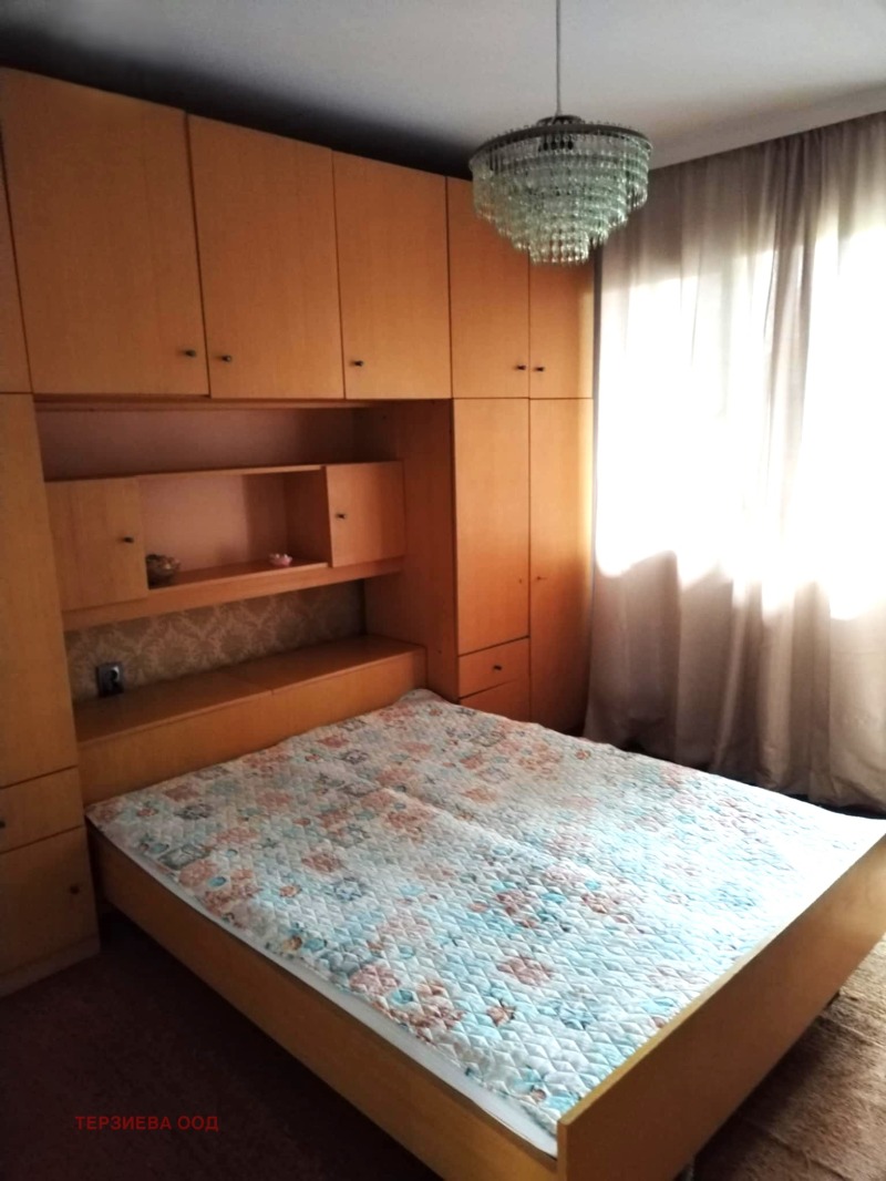 Дава под наем 4-СТАЕН, гр. Стара Загора, Център, снимка 8 - Апартаменти - 53076289