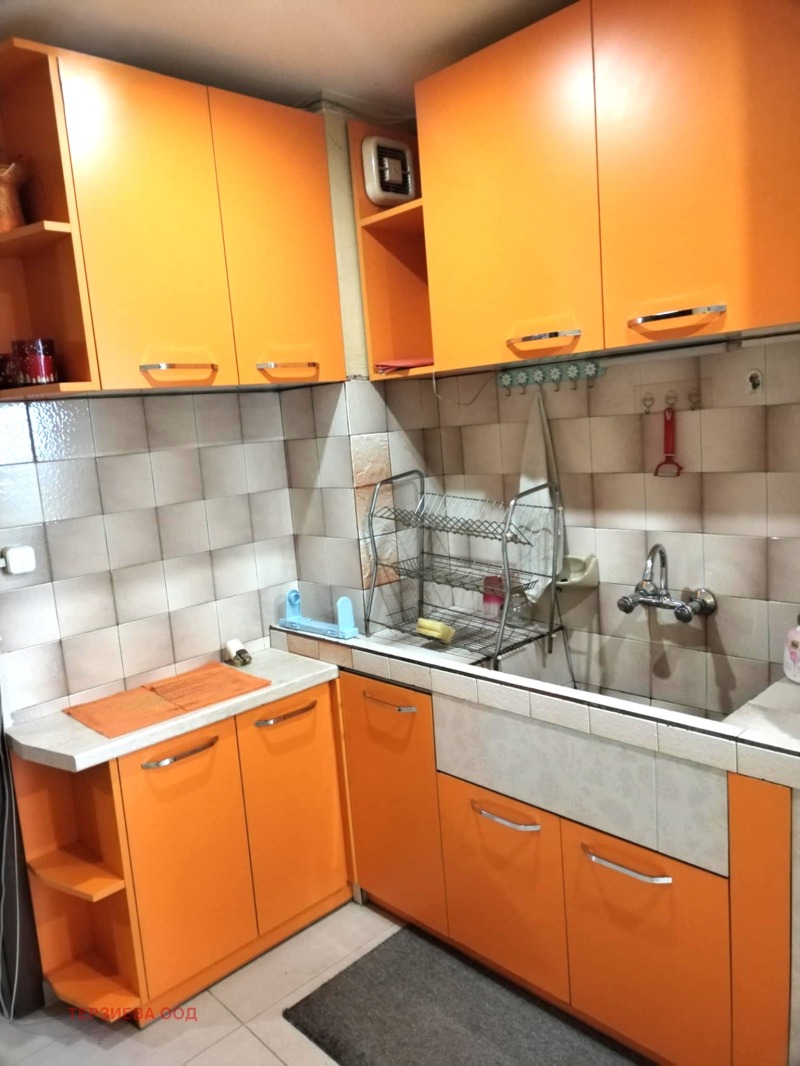 Дава под наем 4-СТАЕН, гр. Стара Загора, Център, снимка 5 - Апартаменти - 53076289