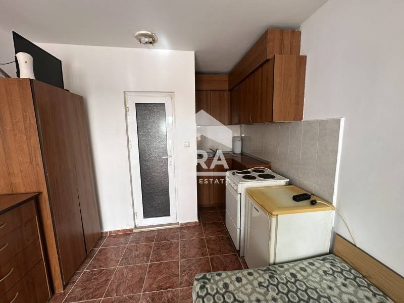 A louer  Studio Bourgas , Lazour , 21 m² | 77674011 - image [4]