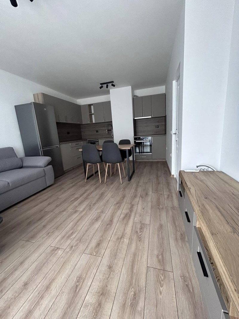 Para alugar  2 quartos Varna , Trochevo , 85 m² | 76157335