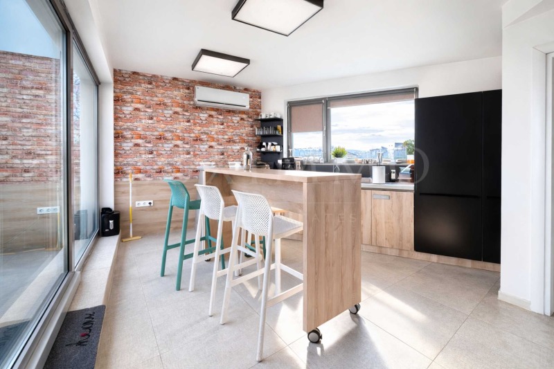 Дава под наем ОФИС, гр. Пловдив, Център