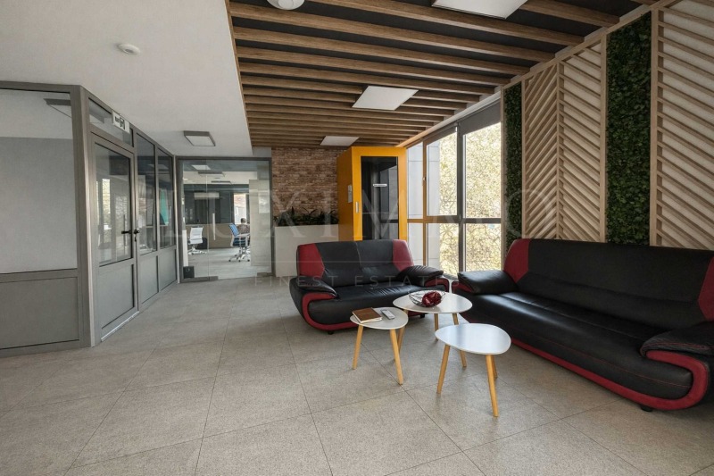 Дава под наем ОФИС, гр. Пловдив, Център, снимка 6 - Офиси - 53596221