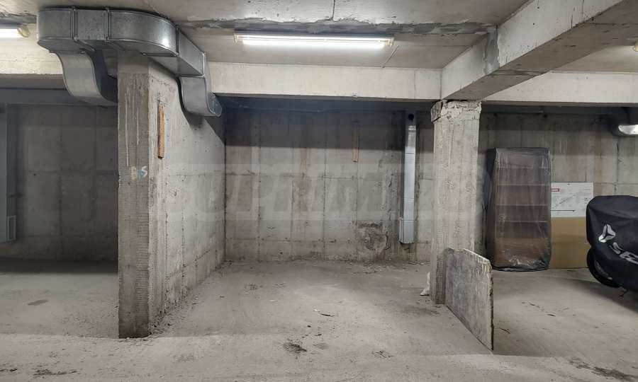 Дава под наем ГАРАЖ, ПАРКОМЯСТО, гр. София, Люлин - център, снимка 3 - Гаражи и паркоместа - 53987747