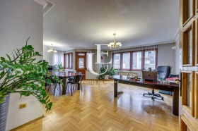 Bureau Tsentar, Sofia