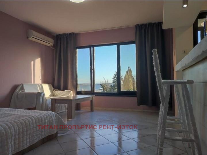 Дава под наем 1-СТАЕН, гр. Бургас, Възраждане, снимка 3 - Апартаменти - 52660306