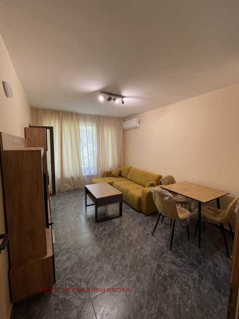 Vuokrattavana  2 makuuhuonetta Stara Zagora , Tsentar , 80 neliömetriä | 94296060