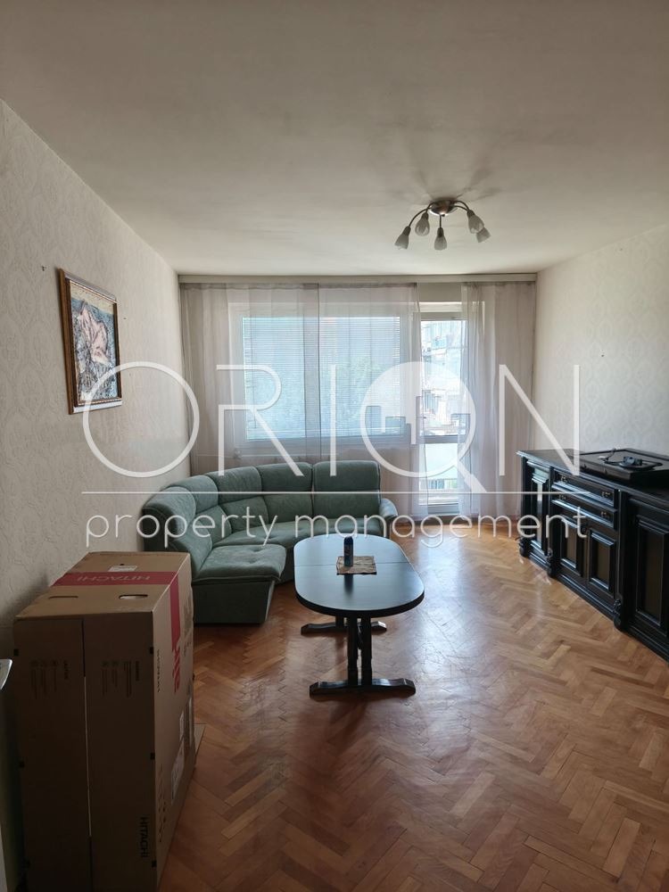 Дава под нем  4-стаен, град София, Младост 2 •  665 € • ID 38971485 — holmes.bg - [1] 