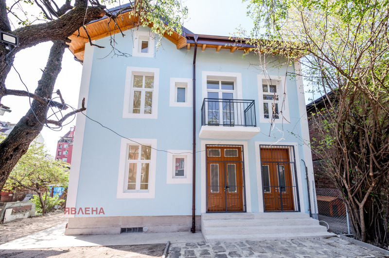 Дава под наем  Къща град София , Център , 284 кв.м | 30879200