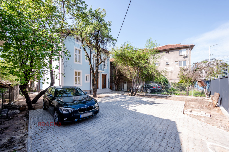 Дава под наем  Къща град София , Център , 284 кв.м | 30879200 - изображение [14]